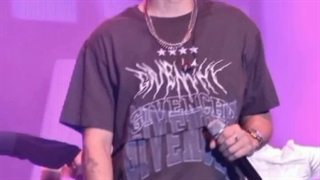 فردا امتحانای اونی سلین تمومه و امتحانای بقیه ی دوستان هم همینطور پارتی بگیریم؟؟:)))))