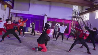 دنس پرکتیس آهنگ TA از STRAY KIDS♡♡