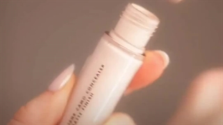 به راحتی یه رژگونه خوشگل بساز