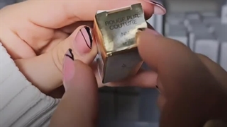 رژ لب YSL ایو سن لوران مدل Rouge Pur Couture