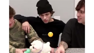 فرق‌روحیه‌من‌با‌دوستام: