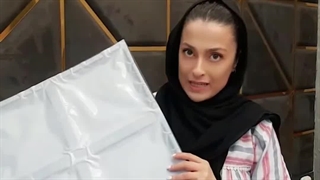 دیوارپوش پشت چسبدار