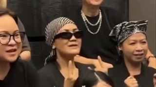 واکنش مادر لیسا و خانواده ی لیسا به ام وی rock star