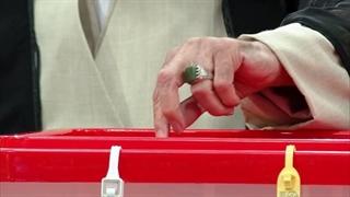 فیلم کامل حضور رهبر معظم انقلاب در دور دوم انتخابات ریاست جمهوری 1403