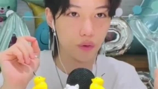 اوکی‌ولی‌چرا‌من‌باید‌این‌ویدیو‌رو‌ساعت‌۳نصفه‌شب‌میدیدم‌و‌از‌خنده‌جر‌میخوردم؟!