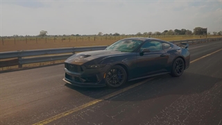 مسابقه درگ فورد موستانگ دارک هورس 2024 و شلبی GT350R 2020