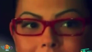 Ebru_Gündeş_Aslında_Kim_(720p)