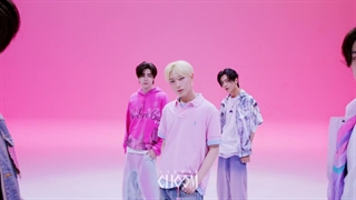 اجرای‌ آهنگ‌ XO (Only If You Say Yes) انهایپن در استودیو Choom