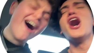 وقتی یه شخص معروف میبینی