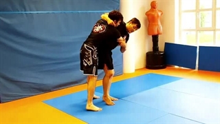 [MMA] [NoGi] اجرای فن "هارای گوشی" برای هنرهای رزمی ترکیبی! (Peter Mettler)