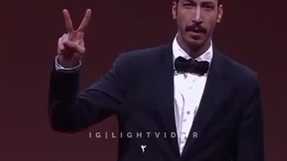 گایز کسی آهنگ رو ویدیو رو میشناسه؟!اگه میدونین اسمش چیه پلیز بگین)خیلی دنبالشم_=تنک-480p