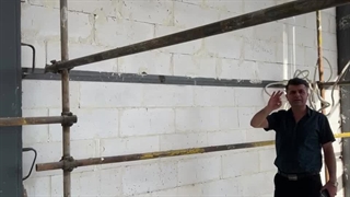 نمونه ی اجرا شده بلوک هبلکس (آجر هبلکس) به همراه چسب مخصوص به طور اصولی