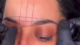 آموزش قرینه سازی ابرو