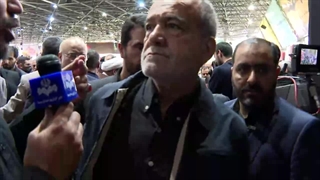 گزارش علی رضوانی از مراسم اقامه نماز رهبر انقلاب بر پیکر شهید اسماعیل هنیه