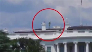 موجود عجیب بر سقف کاخ سفید امریکا