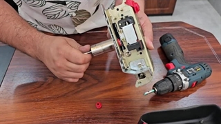 با دیدن این ویدئو سه سوته کوپلینگ قفل برقی رو تعویض کنید!