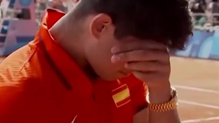 اشک‌های آلکاراس پس از شکست مقابل جوکوویچ در فینال تنیس المپیک 2024