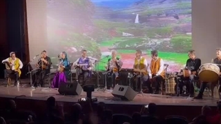 دوئت کمانچه و تنبک کنسرت استاد فرج علیپور و گروه تال