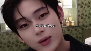 یه چیزی..با فهمیدن معنی ایموجی قلب بنفش دیگه اون آدم سابق نمیشم:/ (کپشن)