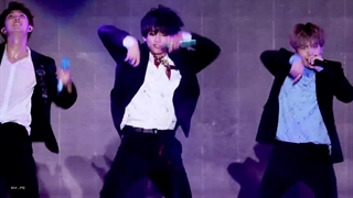 Taehyung FanCam | MIC DROP