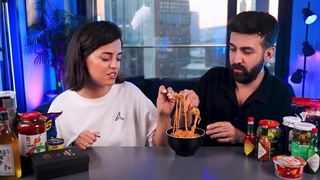 هر کی بتونه غذای تند بیشتری بخوره برندس /ختن