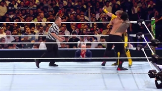 مسابقه کشتی کج رومن رینز در مقابل لوگان پاول در کرون جول ۲۰۲۲