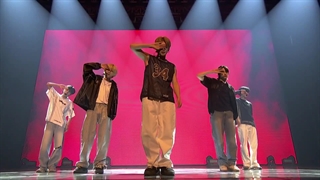 اجرای آهنگ deja vu از تی‌اکس‌تی (TXT) در فستیوال موسیقی K-WORLD DREAM AWARDS 2024