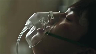 متن آهنگم با ویدیو مچ شده. برگردیم به دورانی که قهرمان ضعیف کلاس و ندیدیم و از اول بشینیم سرش عر بزنیم:)