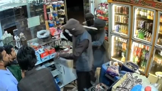 سرقت مسلحانه از یک سوپر مارکت در سراوان (فیلم)