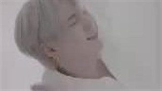 همش تبلیغه. توی ایران زنه با روسری از خواب پا میشه