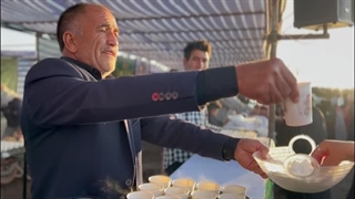 با شما حس عزت و سربلندی داریم