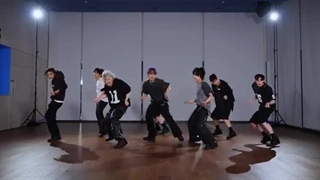 پرکتیس آهنگ CHK CHK BOOM از Stray Kids-480p