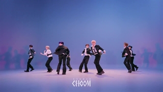 اجرای زیروبیسوان در استودیو چوم با آهنگ Kill the Romeo  « کپشن چک شه »