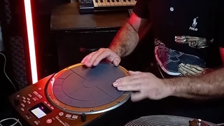 سولو نوازی داربوکا توسط حسن مهدوی در سبک House