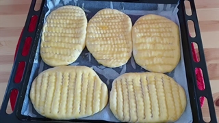طرز تهیه نان فطیر اردبیل نرم خوشرنگ وخوشمزه