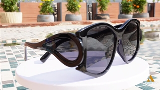 عینک آفتابی لوو Loewe AS521382