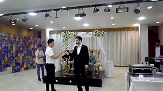 شعبده بازی روشن کردن لامپ