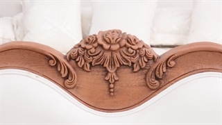 سرویس خوابی که برای منازل کلاسیک بهترین انتخاب می‌باشد| ست میز کنسول، تخت خواب