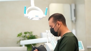 زردی دندان: چگونگی بازگرداندن سفیدی دندان‌ها