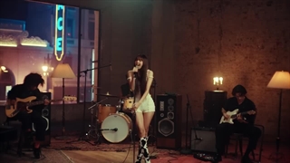 پرفورمنس ویدیو اصلی Moonlit floor از لیسا