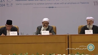 شیخ عبدالهادی آونگ رئیس حزب پاس و عضو شورای عالی مجمع جهانی تقریب مذاهب اسلامی از مالزی