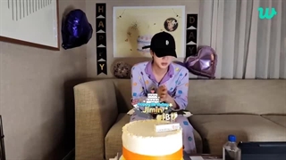 لایو جین BTS ( برای تولد جیمین و آهنگ Super Tuna) ♡♡ همراه زیرنویس فارسی آنلاین. کپ