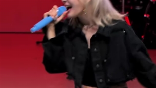 کاتی از فنکم سوا با آهنگ trampoline