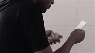 کلیپی ازفیلم هندی گجینی با بازی بازیگرایرانی مهردادموسی پور