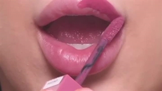 نحوه صحیح زدن رژ لب daafin.com