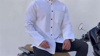 استایل و تنخور پیراهن مردانه مدل تمام دکمه سه خط