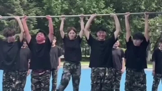 سربازی رفتن دختران