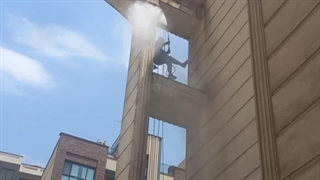 شستشوی دیوار با طناب و واترجت