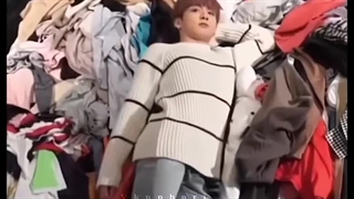 کاش نصف عشوه های جونکوک برای من بود تا یه تهیونگ تو زندگیم میبود