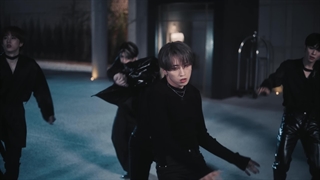 تبلیغ پرفورمنس ویدیو آهنگ ONE NIGHT از گروه INI